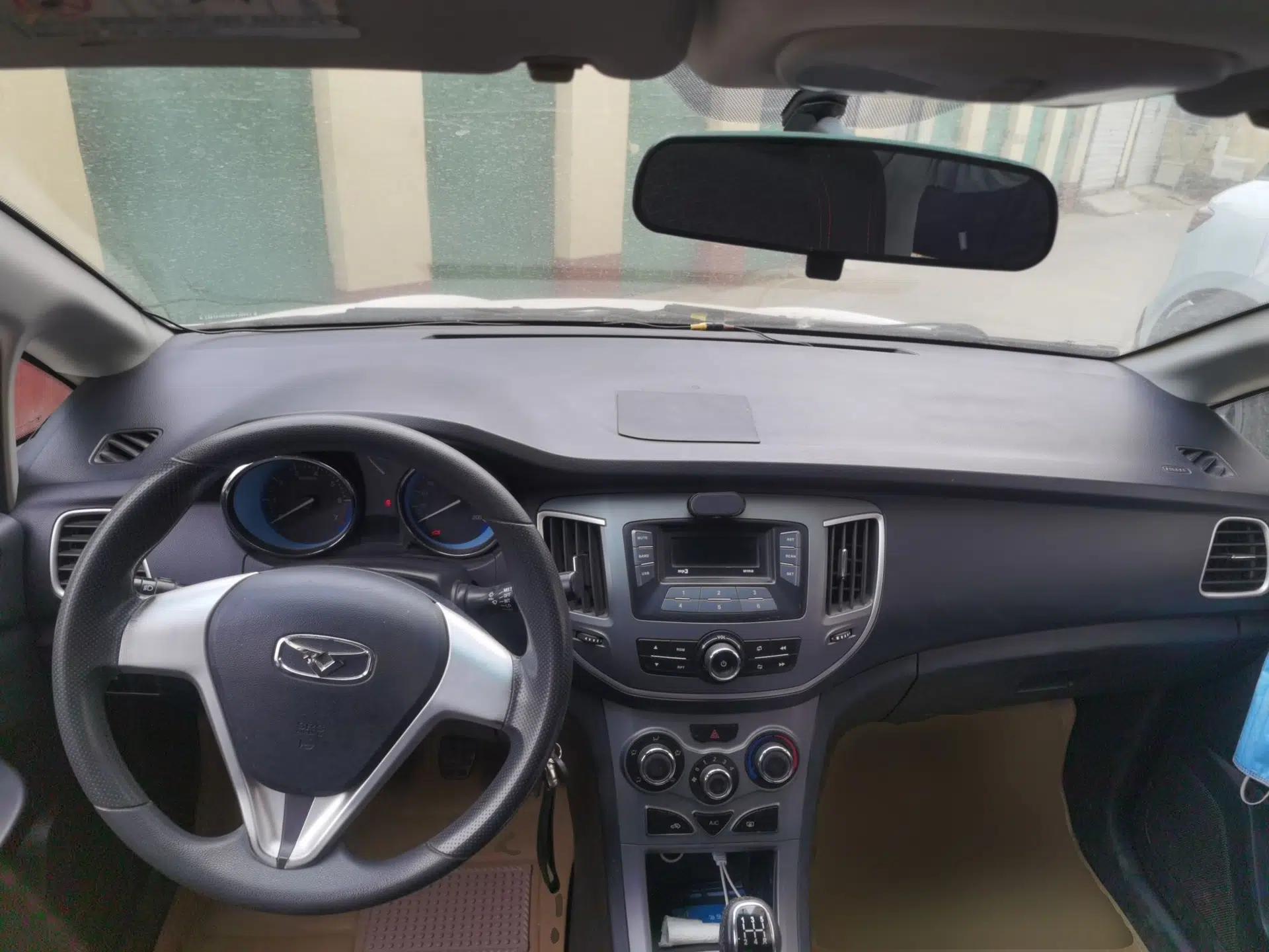 Cowin C3 2015 1.5L Manual Yellow Diamond Edition — миниатюра 10