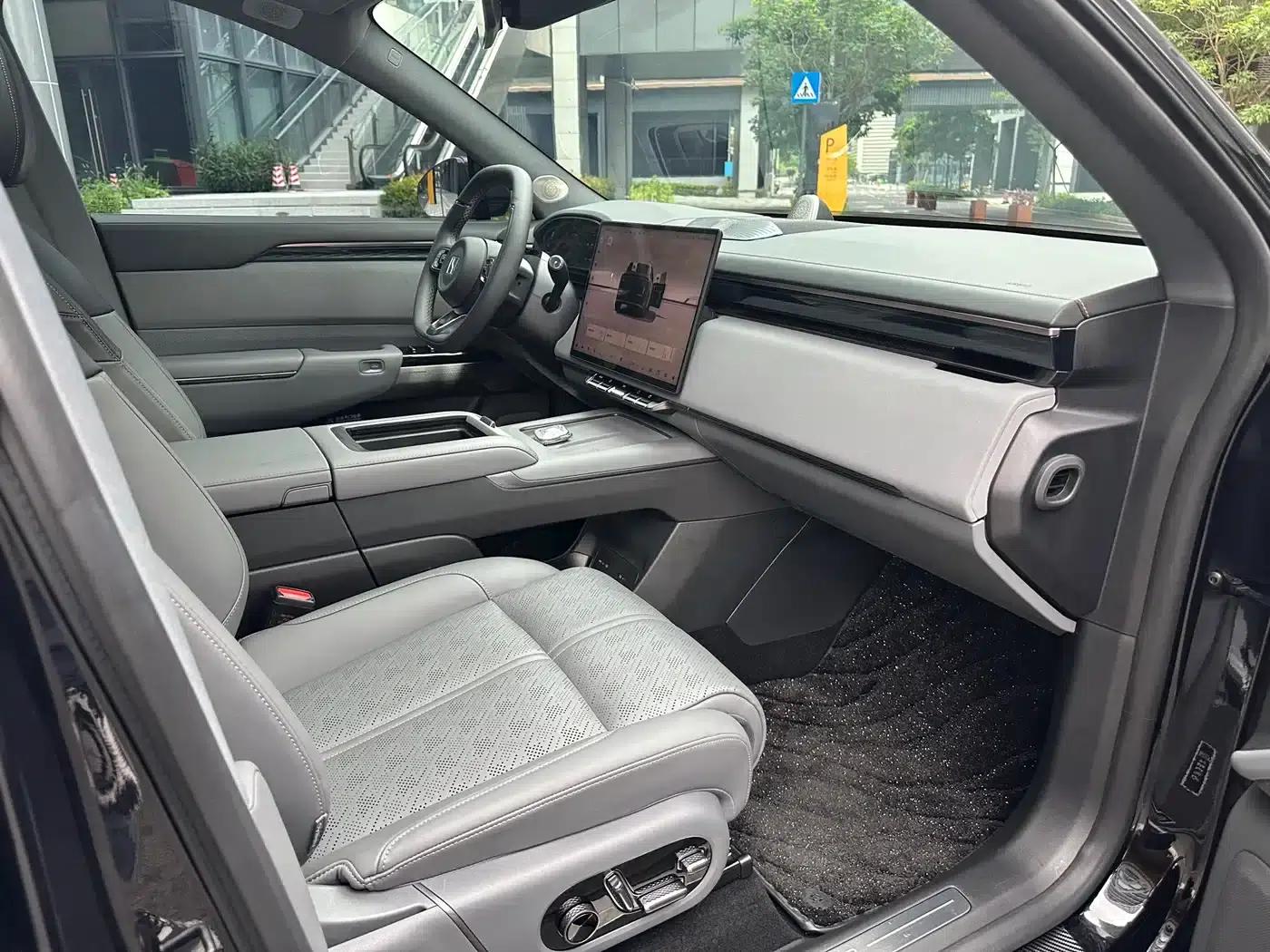 Jike 7X 2025 Model 100kWh Long-Range Four-Wheel Drive Intelligent Driving Edition — миниатюра 11