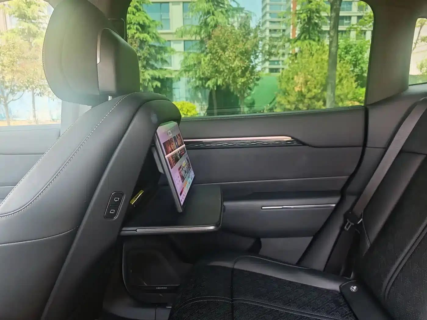 Jike 7X 2025 Model 100kWh Long-Range Four-Wheel Drive Intelligent Driving Edition — миниатюра 9