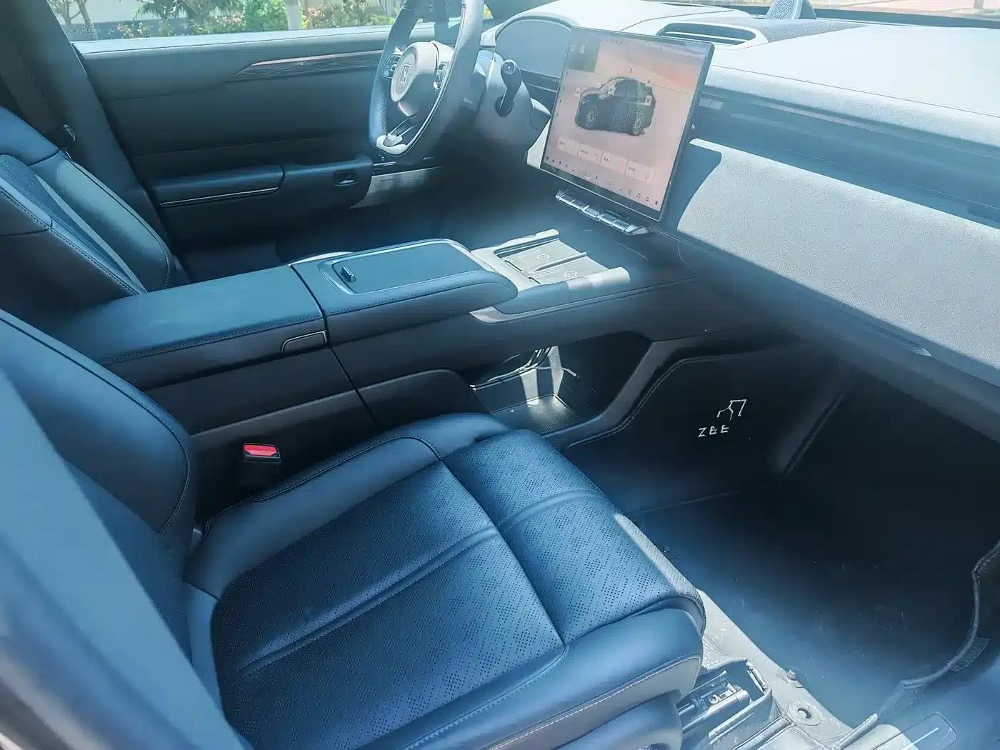 Jike 7X 2025 Model 100kWh Long-Range Four-Wheel Drive Intelligent Driving Edition — миниатюра 10
