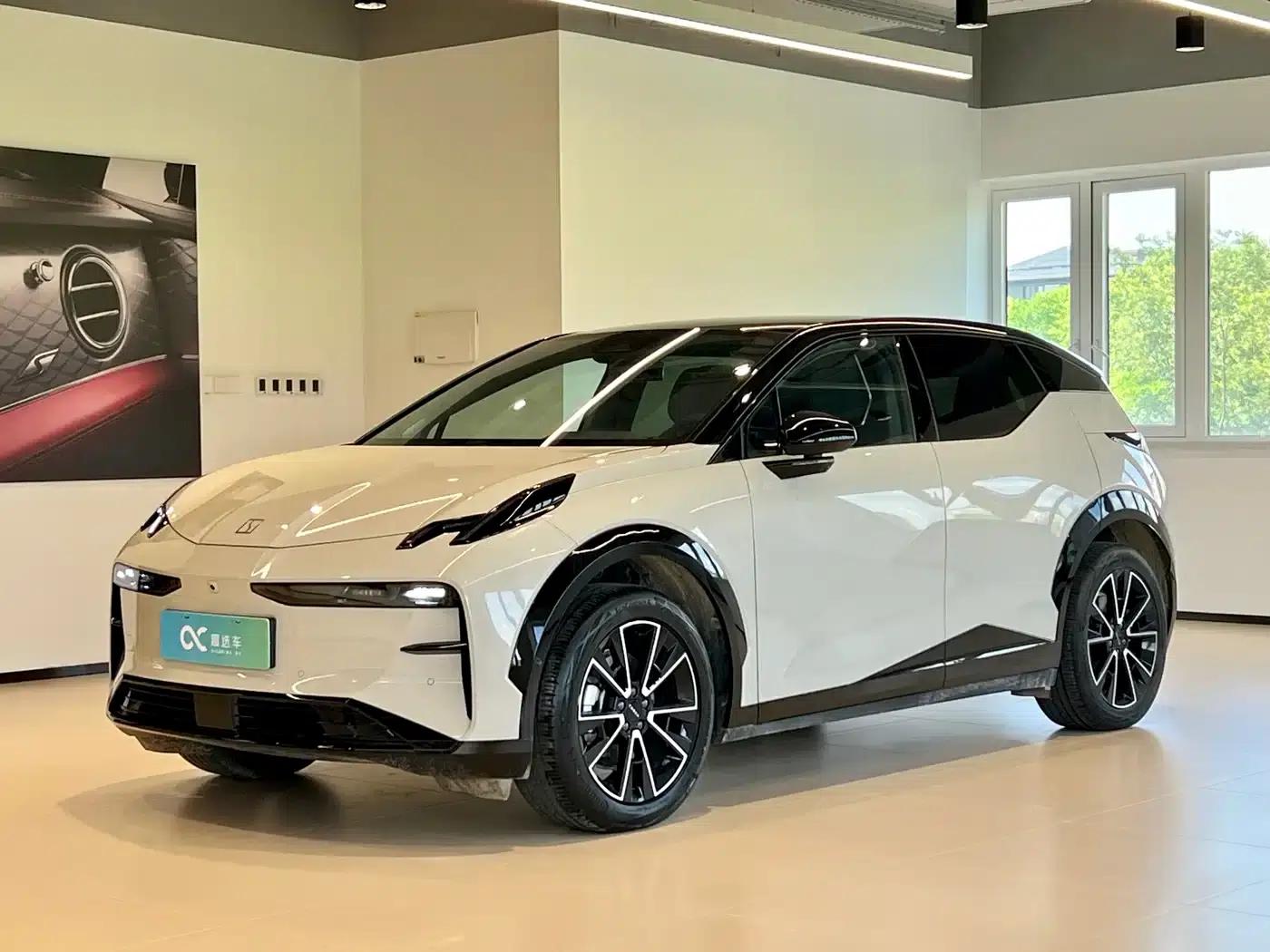Extreme Krypton X 2025 Four-Seat Rear-Wheel Drive Cube Edition — миниатюра 1