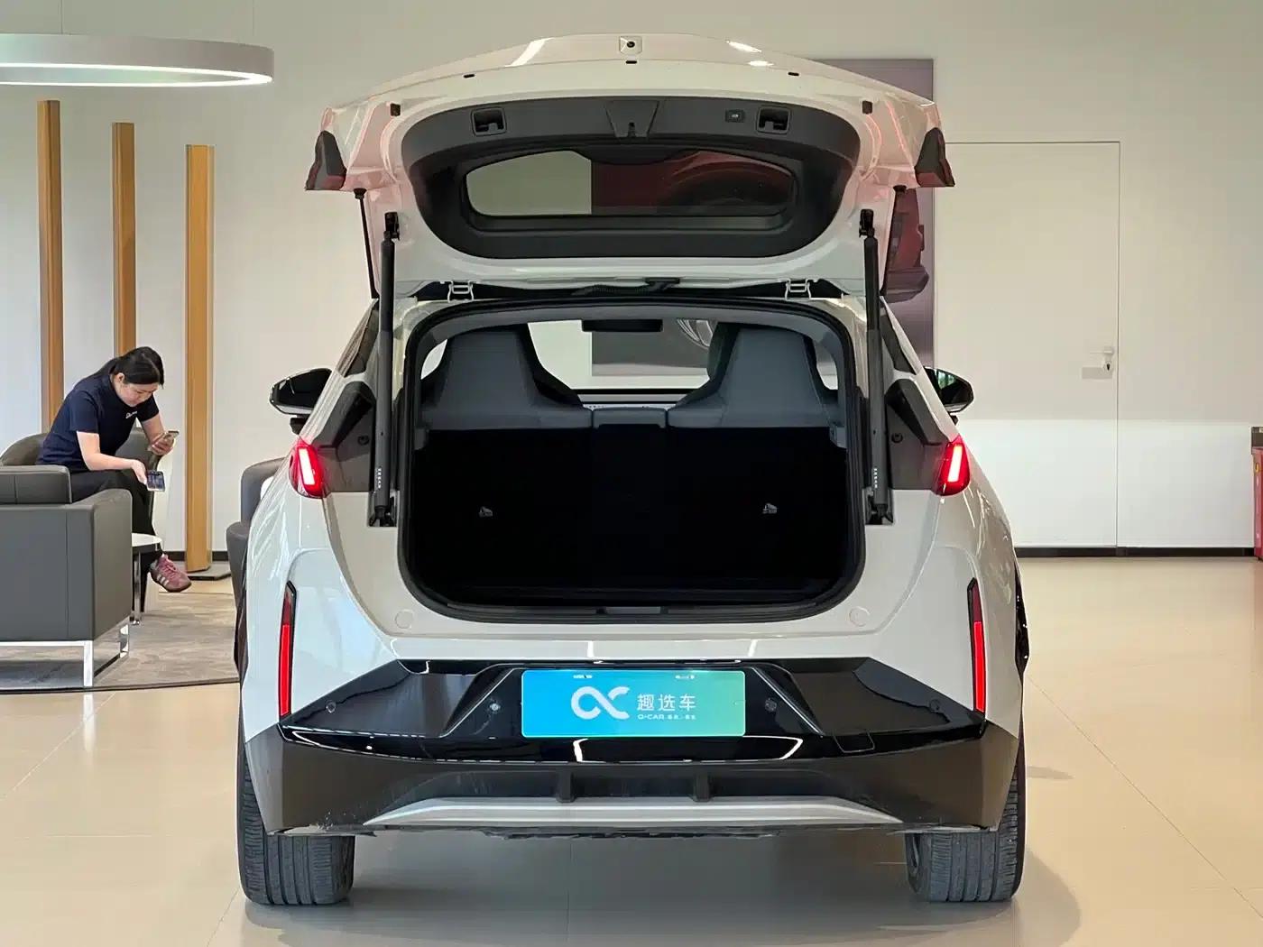 Extreme Krypton X 2025 Four-Seat Rear-Wheel Drive Cube Edition — миниатюра 15
