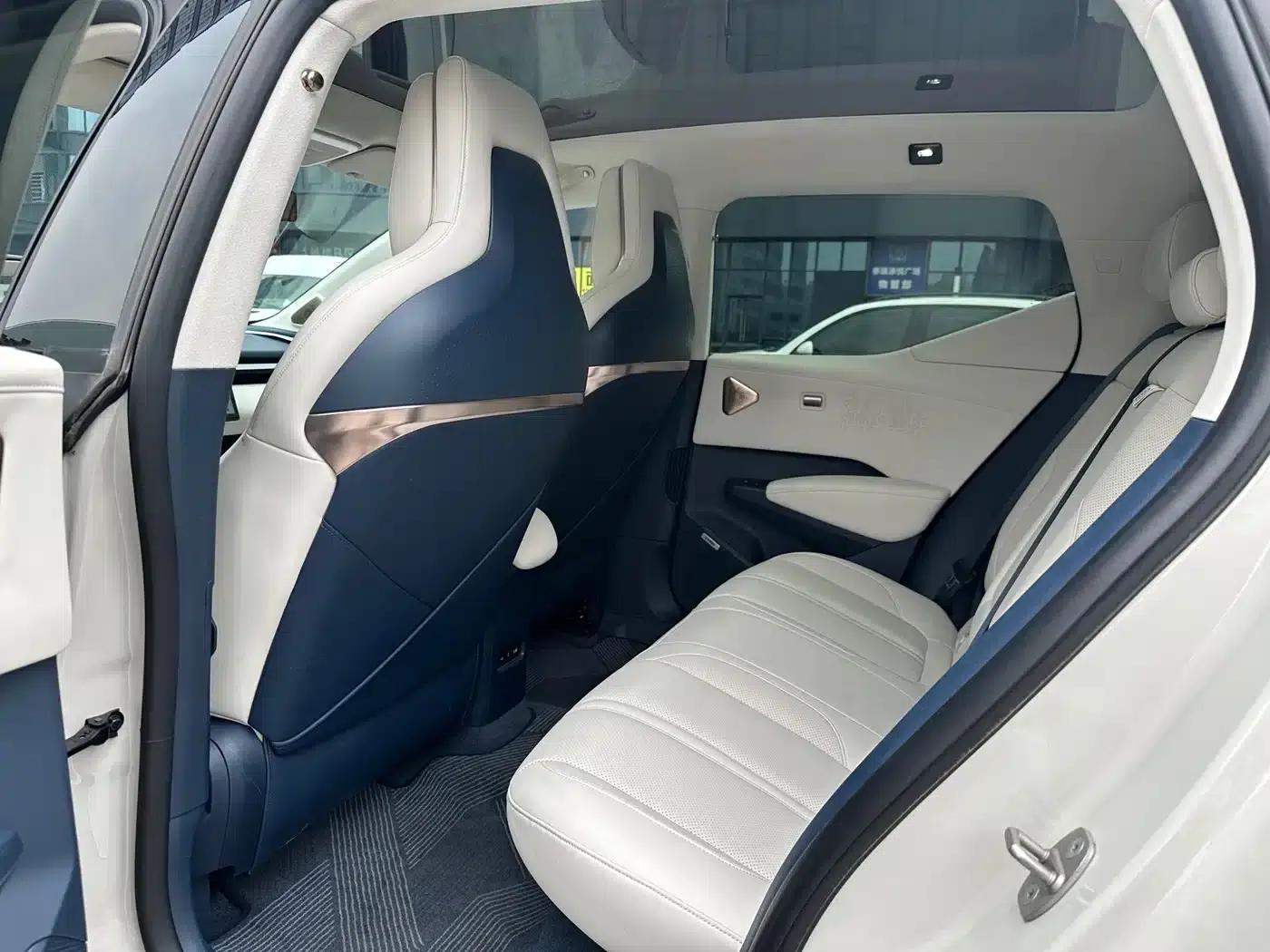 Extreme Krypton X 2023 All-Wheel Drive YOU Edition 5-Seater — миниатюра 10