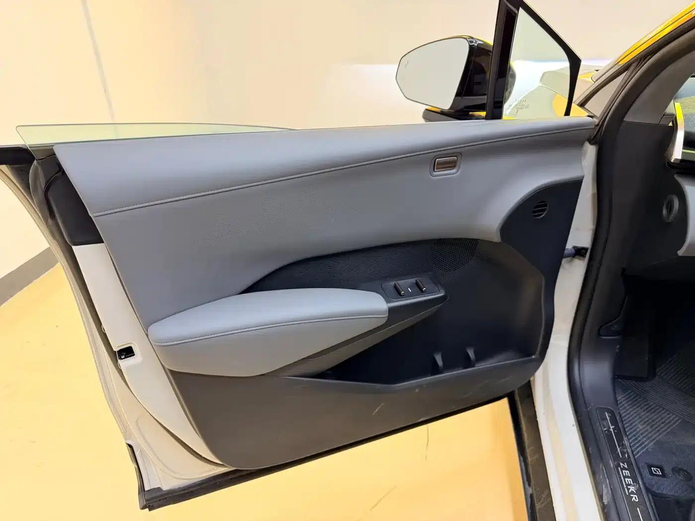 Extreme Krypton X 2025 Four-Seat Rear-Wheel Drive Cube Edition — миниатюра 7