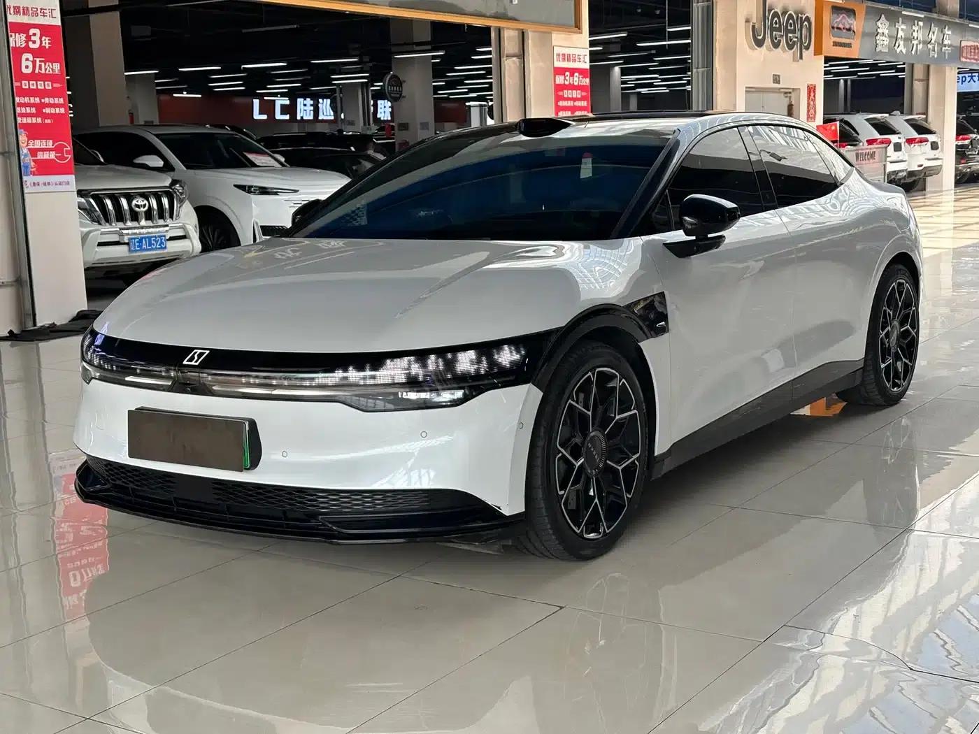 Extreme Krypton 007 2024 All-Wheel Drive Intelligent Driving Edition 100kWh — миниатюра 1