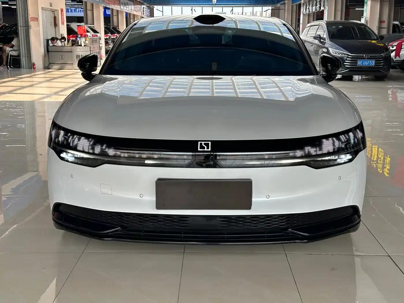 Extreme Krypton 007 2024 All-Wheel Drive Intelligent Driving Edition 100kWh — миниатюра 2