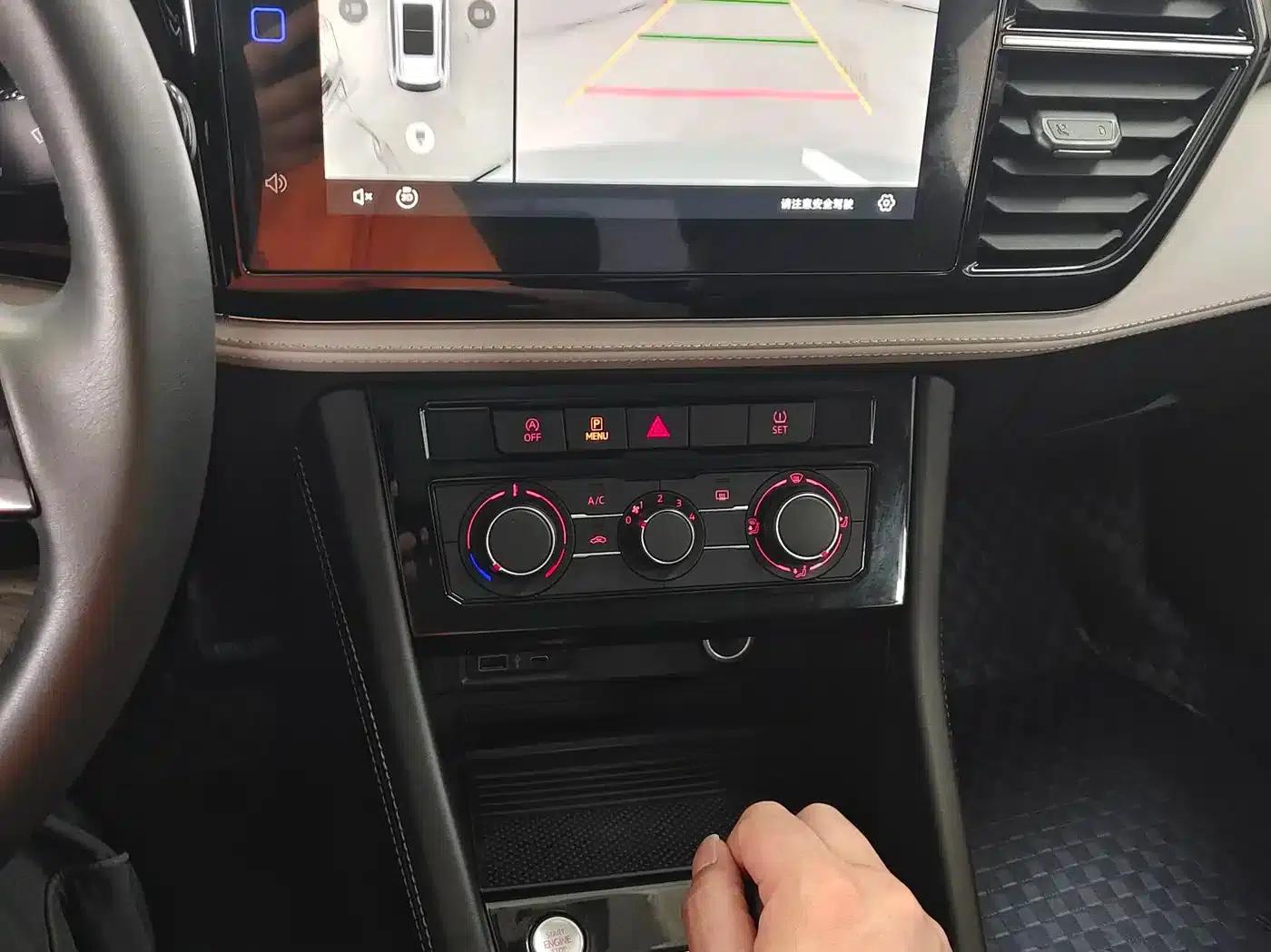 Jetta VS7 2023 280TSI Automatic Enjoy Edition — миниатюра 11