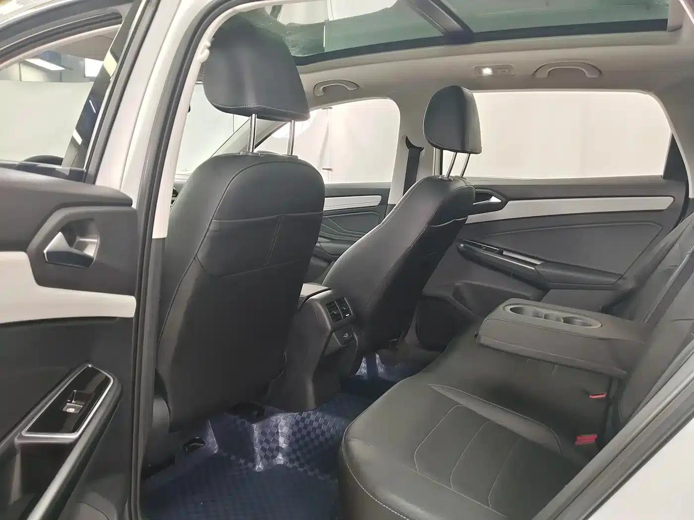 Jetta VS7 2023 280TSI Automatic Enjoy Edition — миниатюра 12