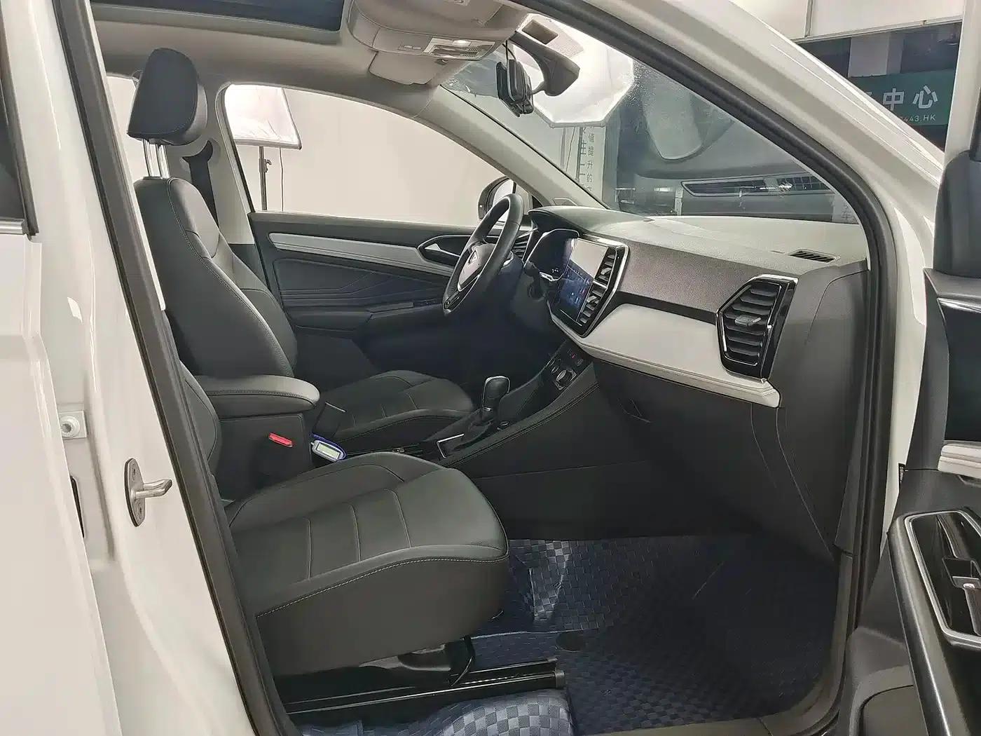 Jetta VS7 2023 280TSI Automatic Enjoy Edition — миниатюра 18
