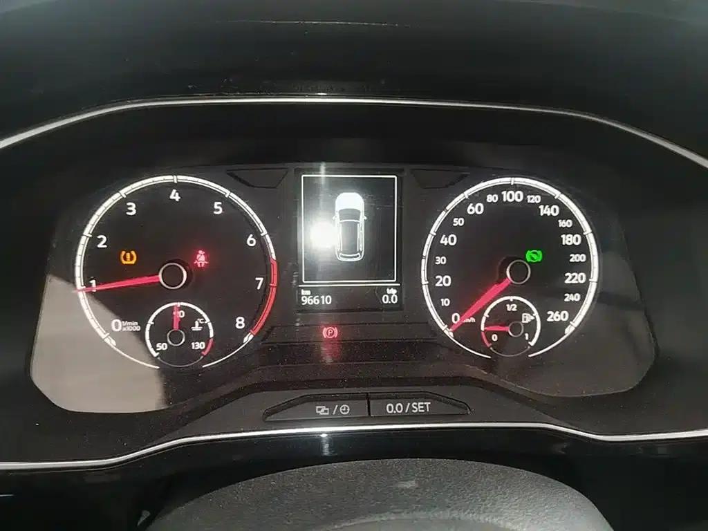 Jetta VS7 2023 280TSI Automatic Entry-Level Edition — миниатюра 12