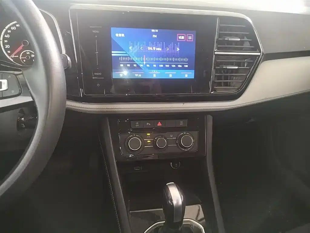 Jetta VS7 2023 280TSI Automatic Entry-Level Edition — миниатюра 13