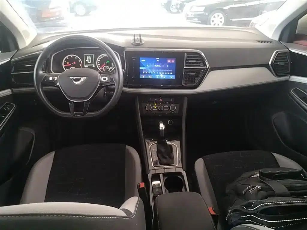 Jetta VS7 2023 280TSI Automatic Entry-Level Edition — миниатюра 10