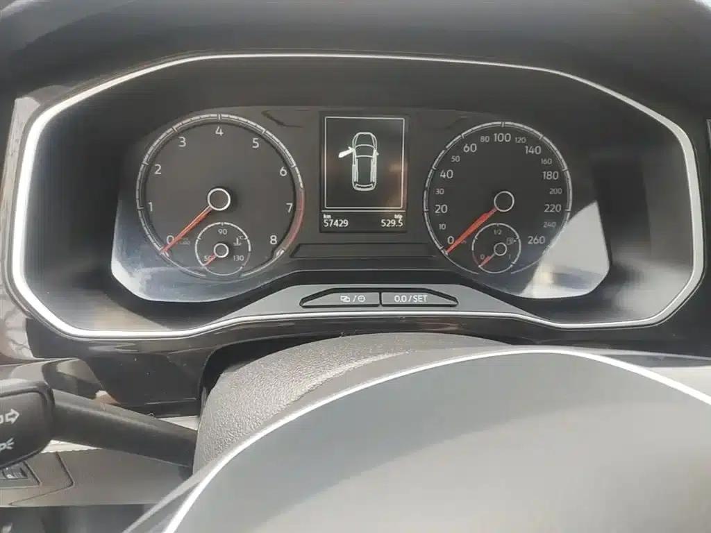 Jetta VS7 2023 280TSI Automatic Entry-Level Edition — миниатюра 12