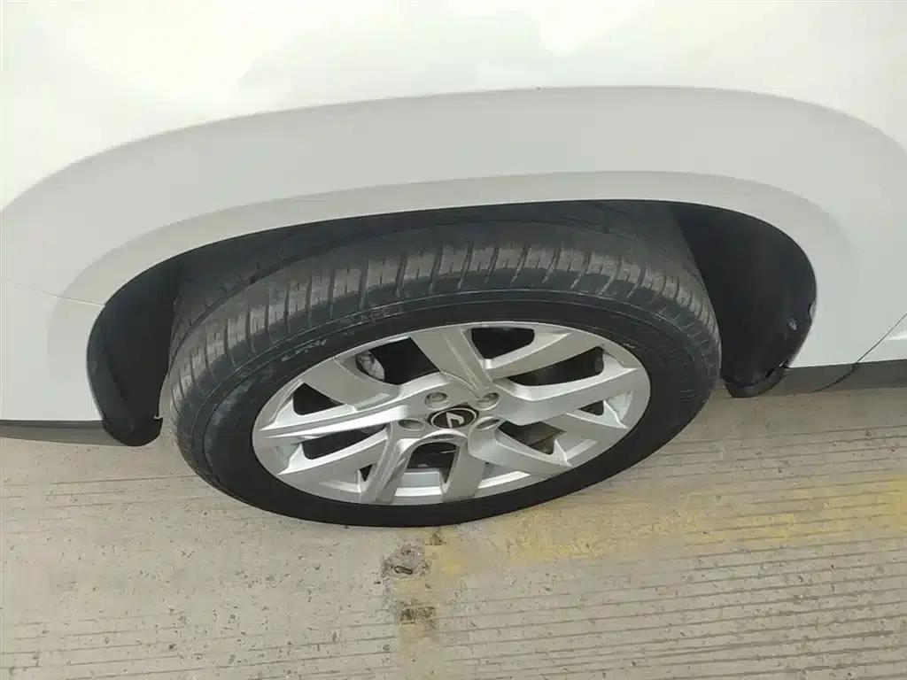 Jetta VS7 2023 280TSI Automatic Entry-Level Edition — миниатюра 23