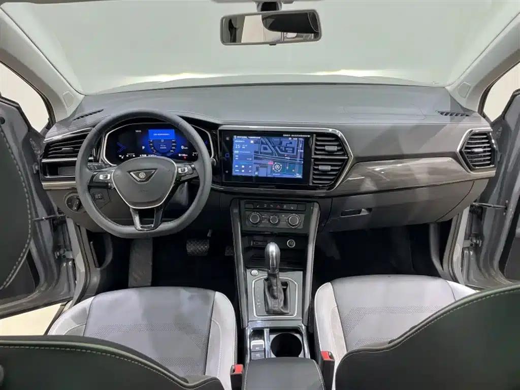 Jetta VS7 2023 280TSI Automatic High-Gloss Enjoy Edition — миниатюра 17