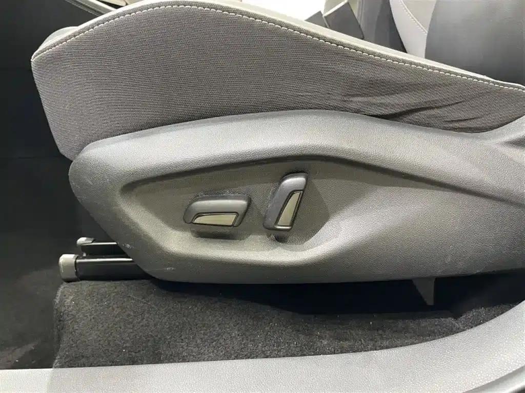 Jetta VS7 2023 280TSI Automatic High-Gloss Enjoy Edition — миниатюра 5