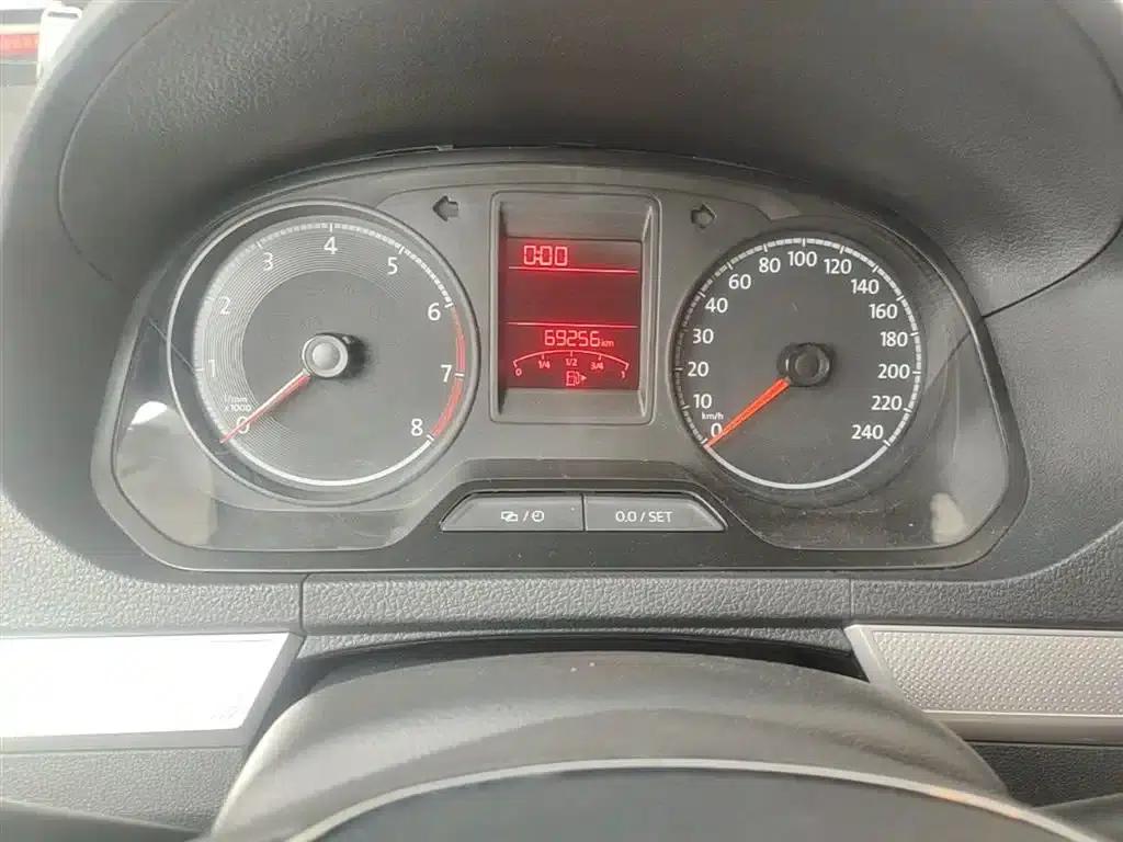 Jetta VA3 2019 1.5L Automatic Enjoy Edition — миниатюра 12