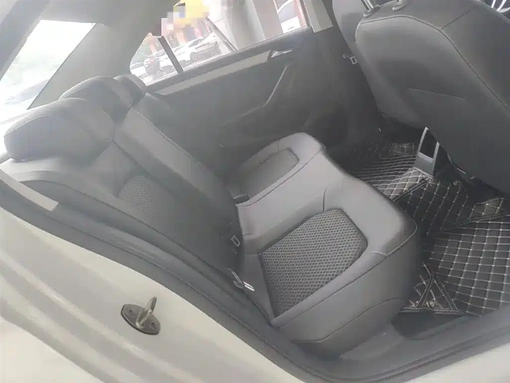 Jetta VA3 2019 1.5L Automatic Enjoy Edition — миниатюра 17