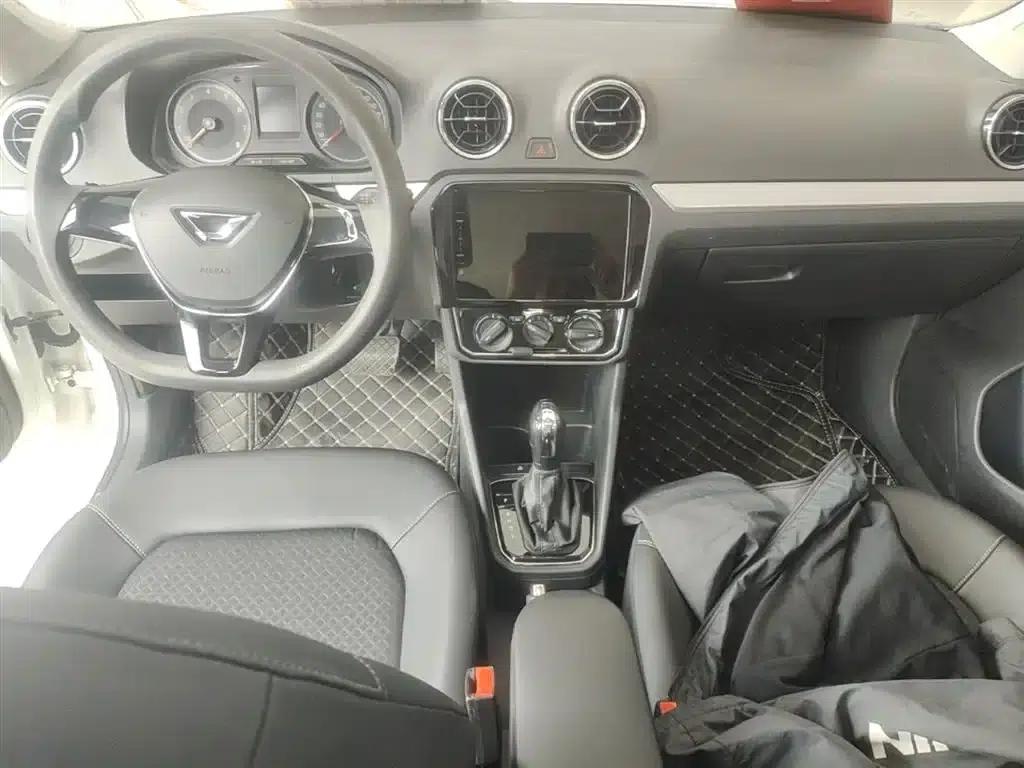 Jetta VA3 2019 1.5L Automatic Enjoy Edition — миниатюра 10