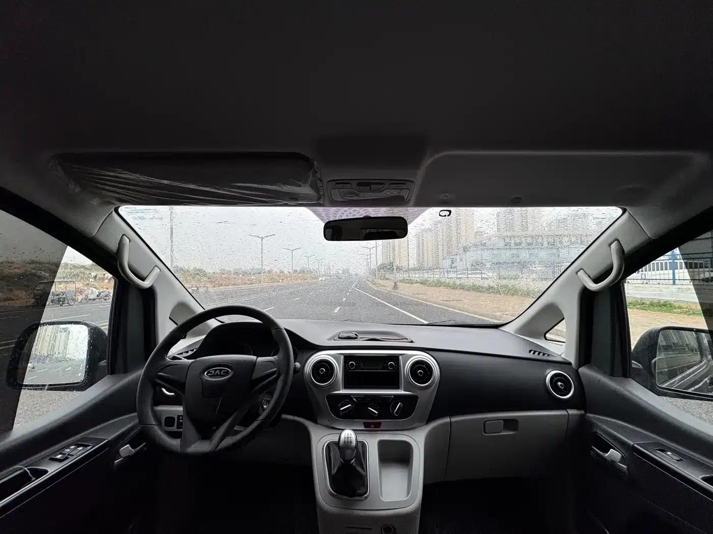 Refine M3 2022 1.8L 7-seater Standard Edition — миниатюра 11