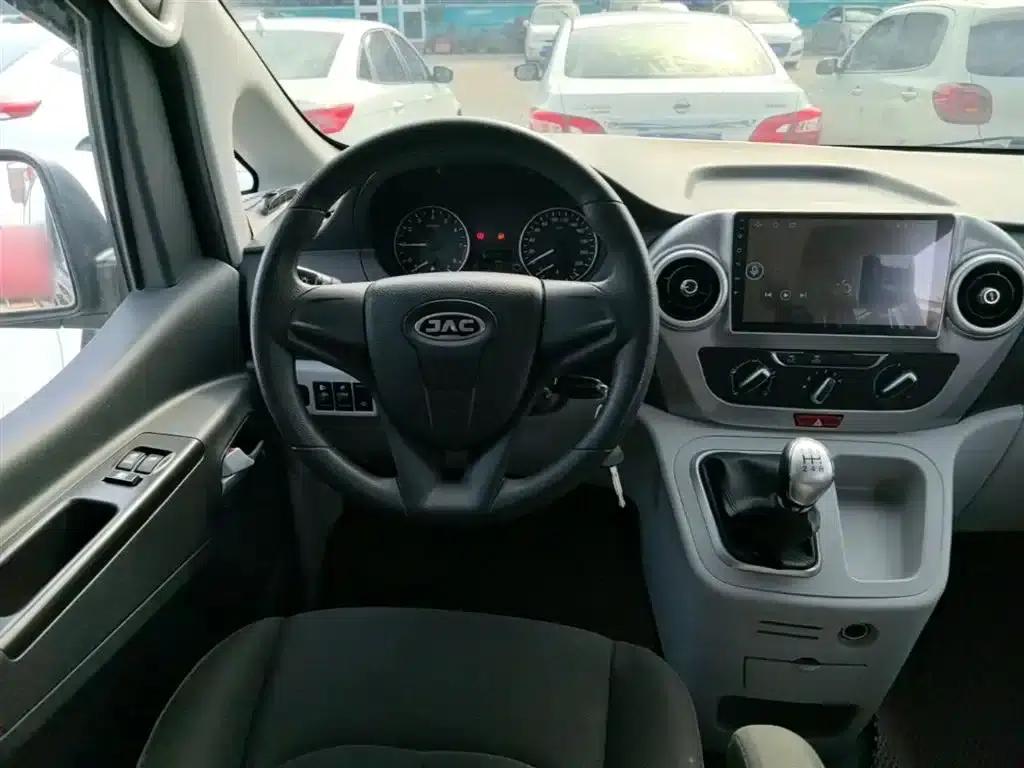Refine M3 2023 PLUS 1.5T 5/7-seater Classic Edition — миниатюра 11