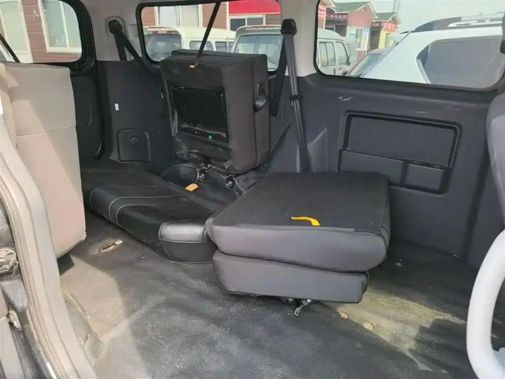 Refine M3 2023 PLUS 1.5T 5/7-seater Classic Edition — миниатюра 17