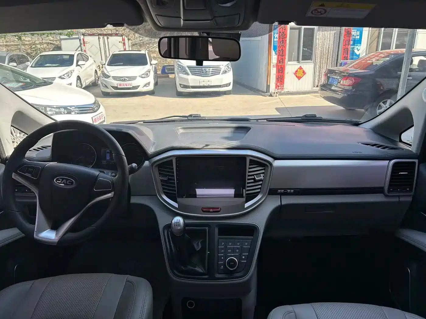Refine M4 2019 Business Travel Series 2.0L Manual Comfort Model (National V Emission Standard) — миниатюра 4