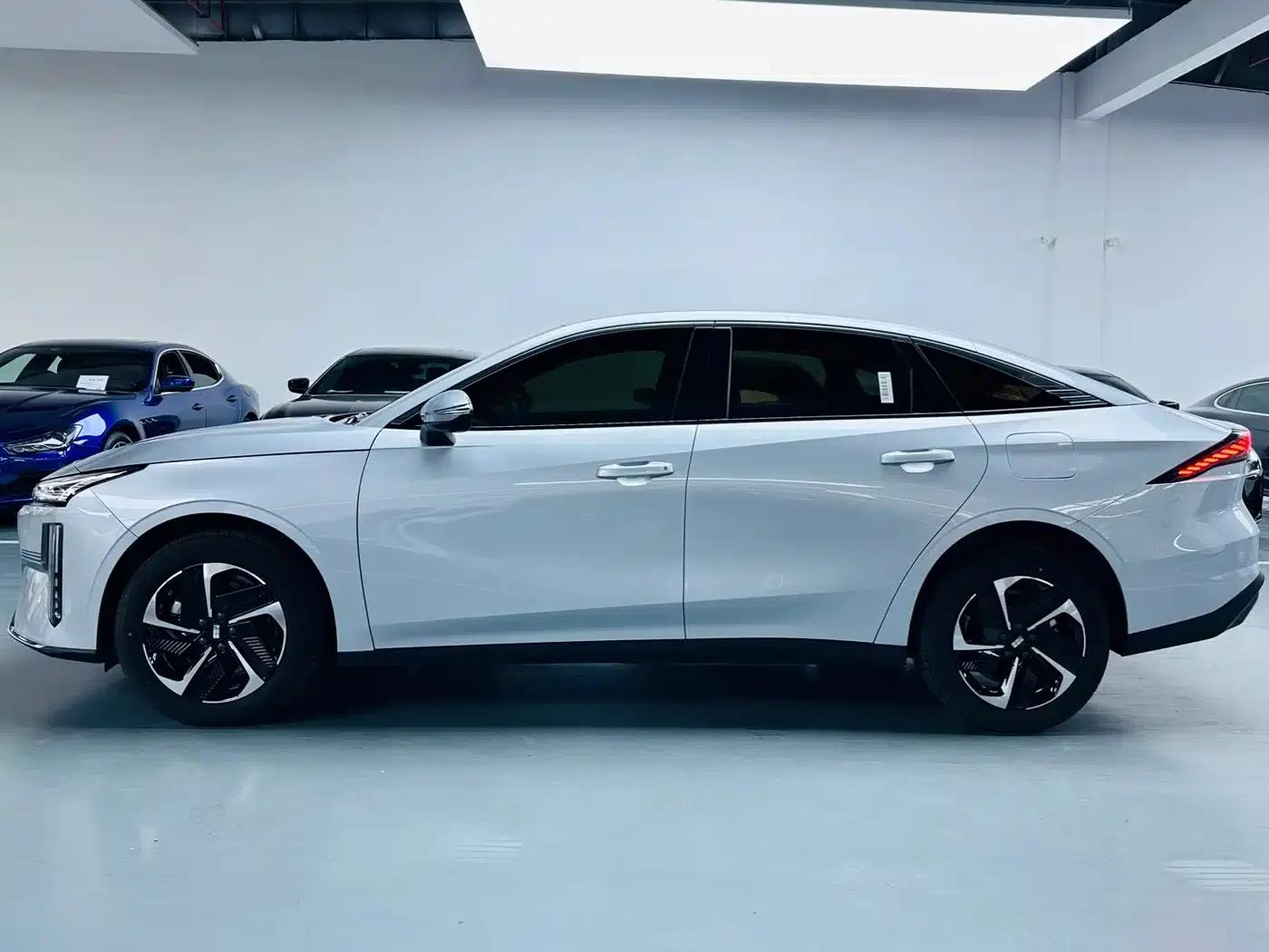 Galaxy L6 2025 EM-i 140km Starship Edition — миниатюра 12