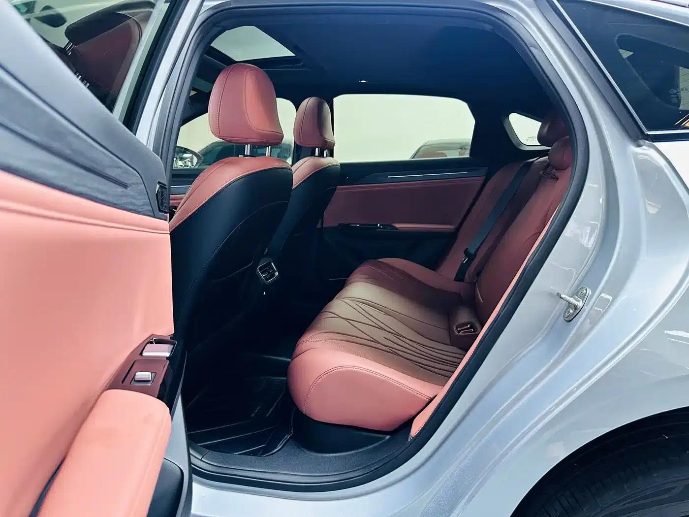 Galaxy L6 2025 EM-i 140km Starship Edition — миниатюра 9