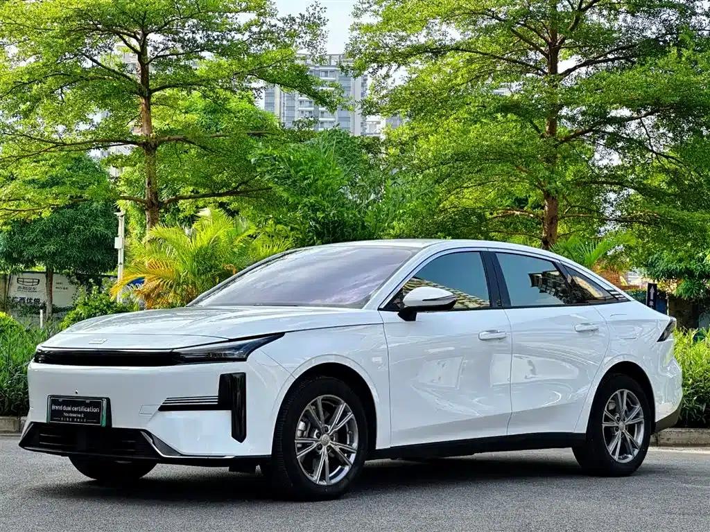Galaxy L6 2025 EM-i 140km Long Range Edition — миниатюра 2