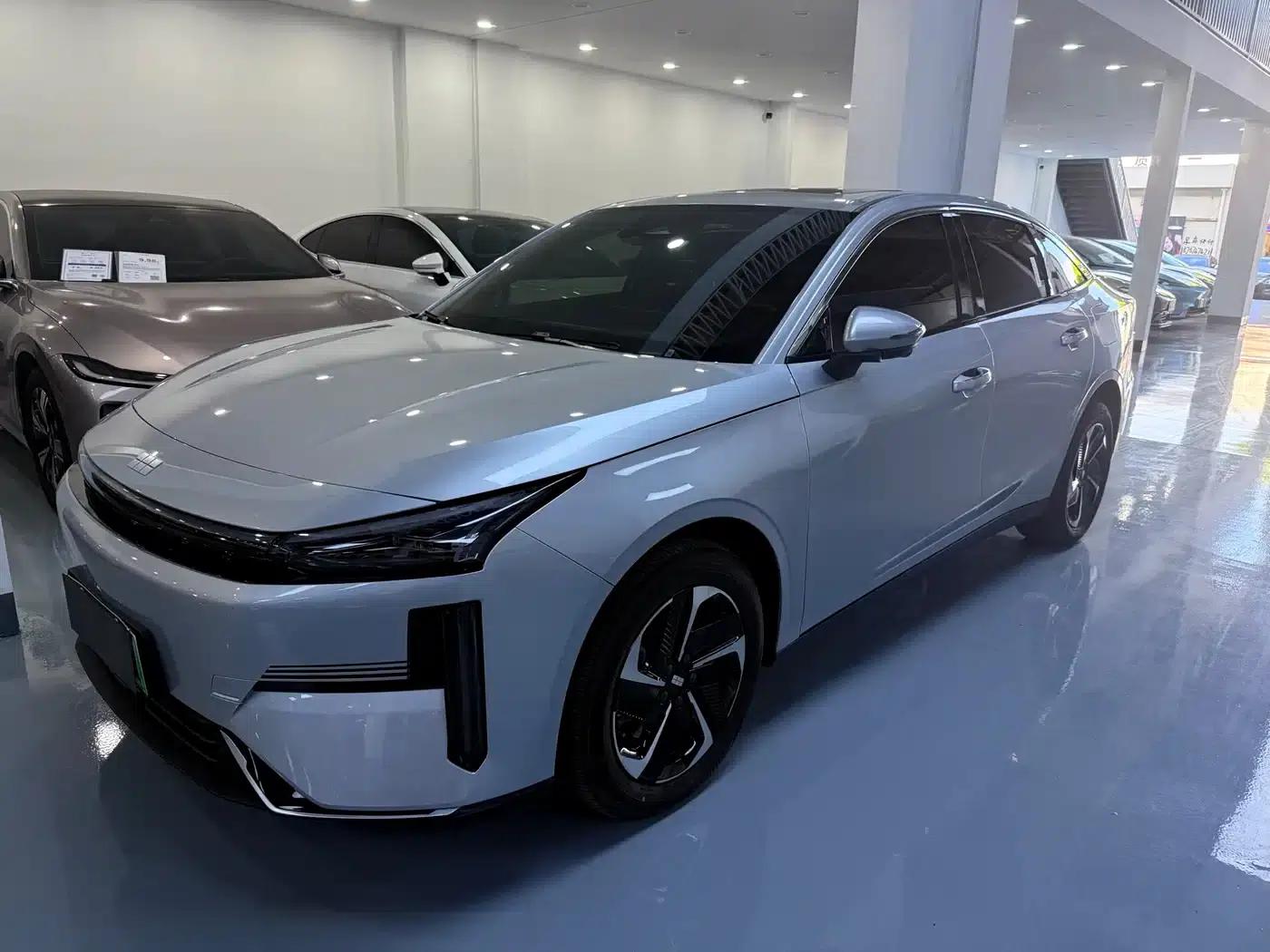 Galaxy L6 2025 EM-i 140km Starship Edition — миниатюра 1