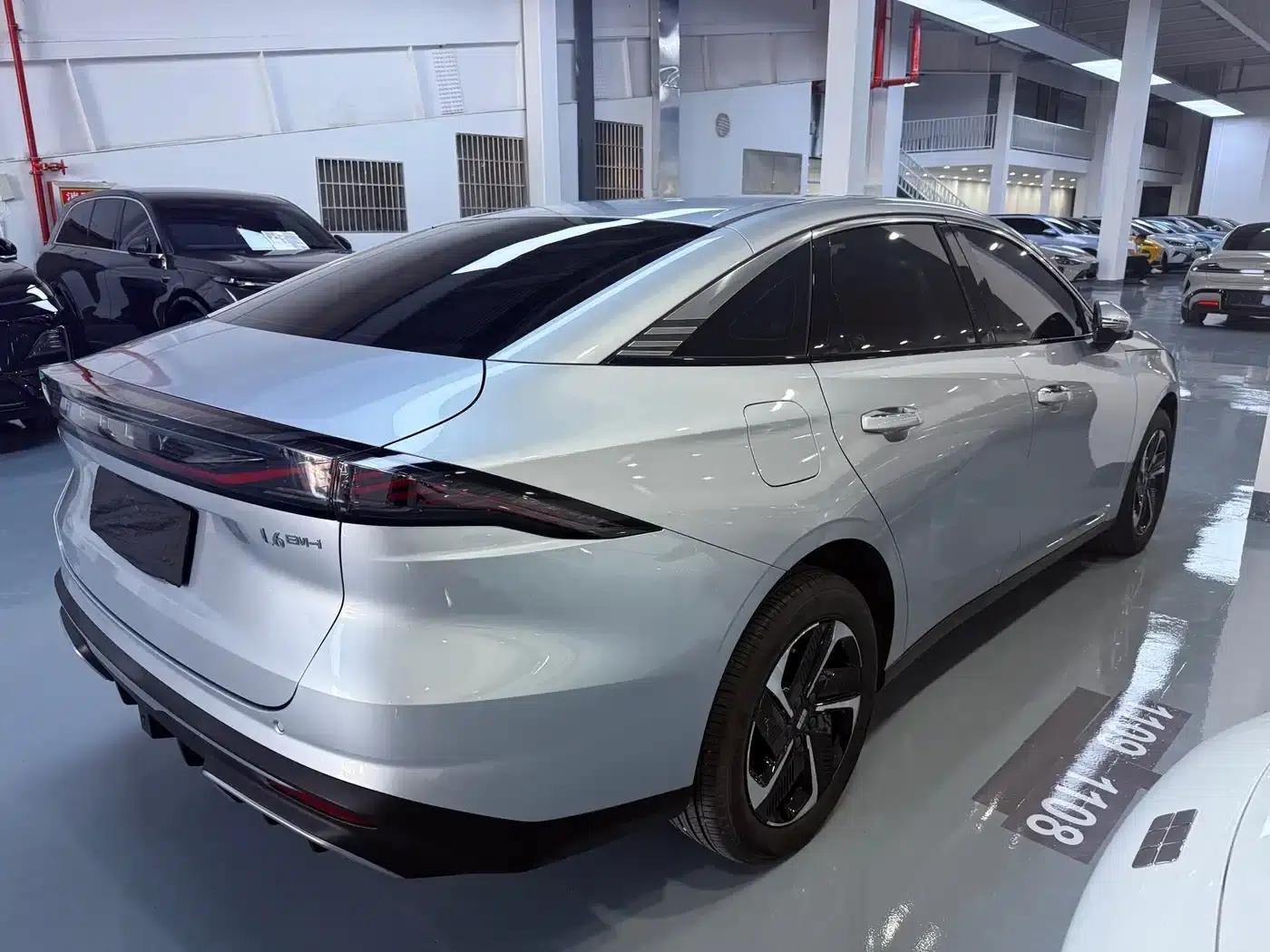 Galaxy L6 2025 EM-i 140km Starship Edition — миниатюра 14