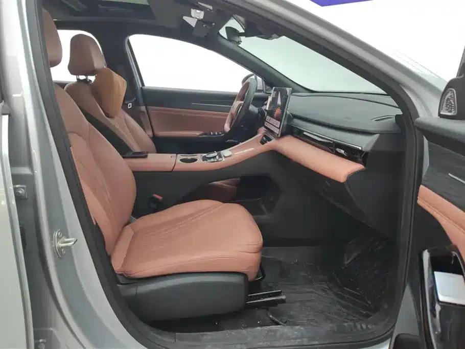 Galaxy L6 2025 EM-i 140km Explorer+ Edition — миниатюра 8