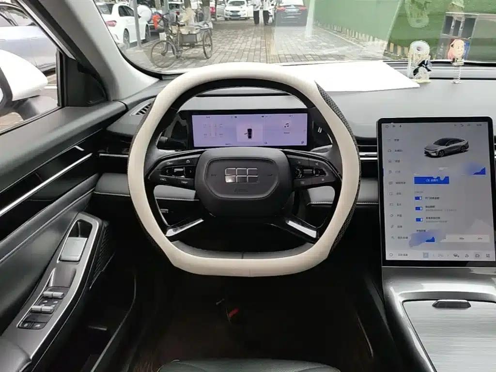 Galaxy L6 2024 125km PLUS Dragon Edition — миниатюра 11