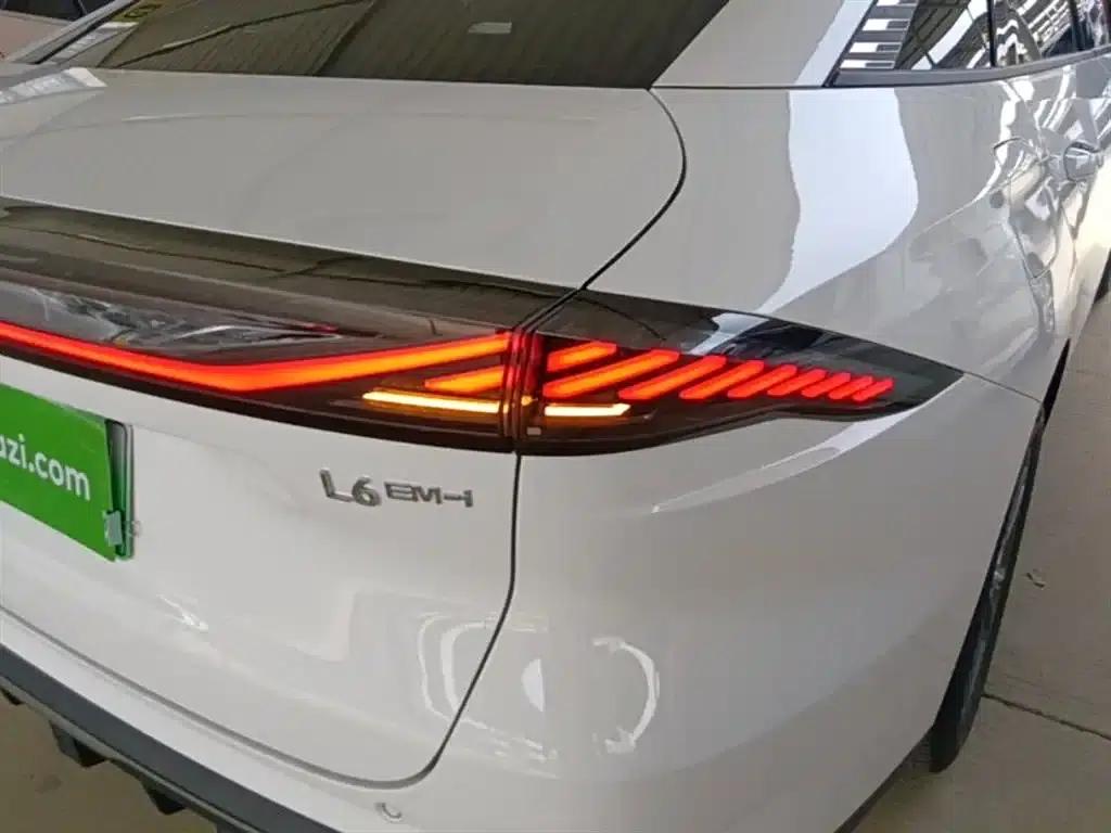 Galaxy L6 2025 EM-i 140km Long Range Edition — миниатюра 8