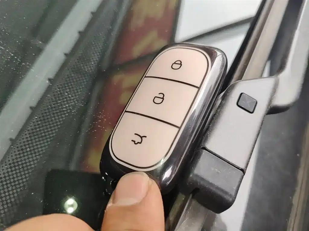 Galaxy L6 2025 EM-i 140km Explorer+ Edition — миниатюра 9