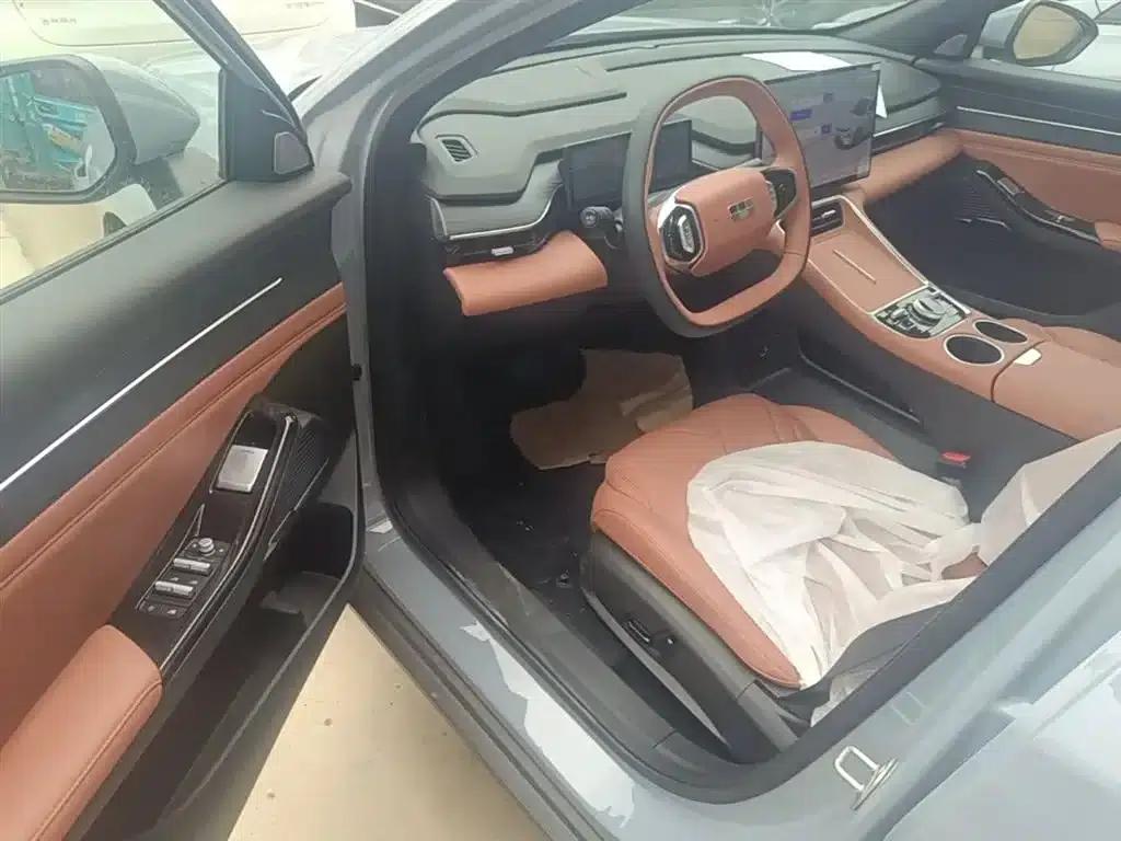 Galaxy L6 2025 EM-i 140km Explorer+ Edition — миниатюра 16