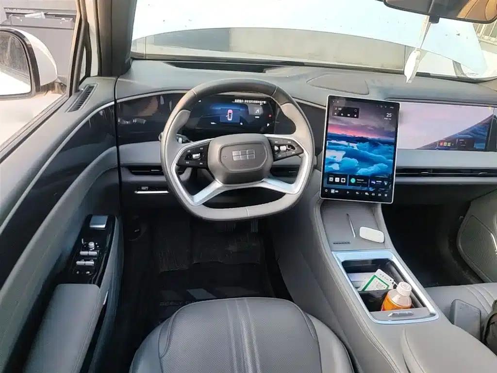 Galaxy L7 2025 EM-i 115km Explorer+ Edition — миниатюра 11