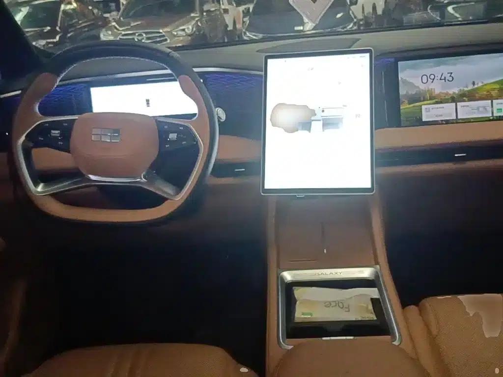 Galaxy L7 2025 EM-i 115km Explorer+ Edition — миниатюра 10