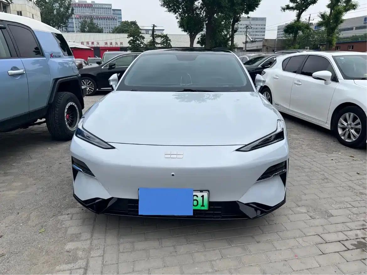 Galaxy E8 2024 Model 550km Rear-Wheel Drive MAX — миниатюра 2