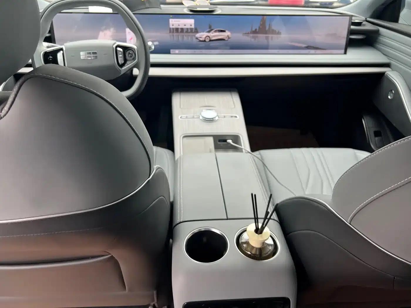 Galaxy E8 2024 Model 550km Rear-Wheel Drive MAX — миниатюра 14