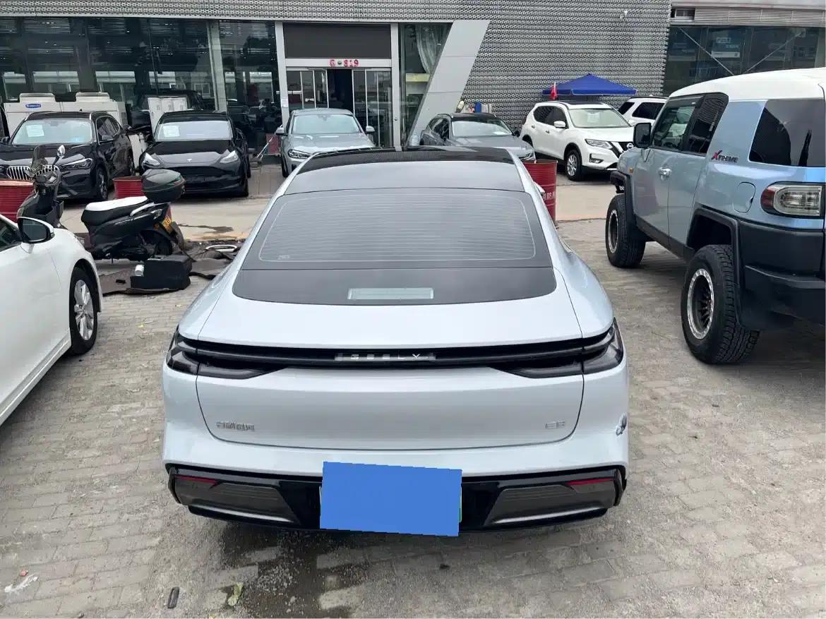 Galaxy E8 2024 Model 550km Rear-Wheel Drive MAX — миниатюра 8