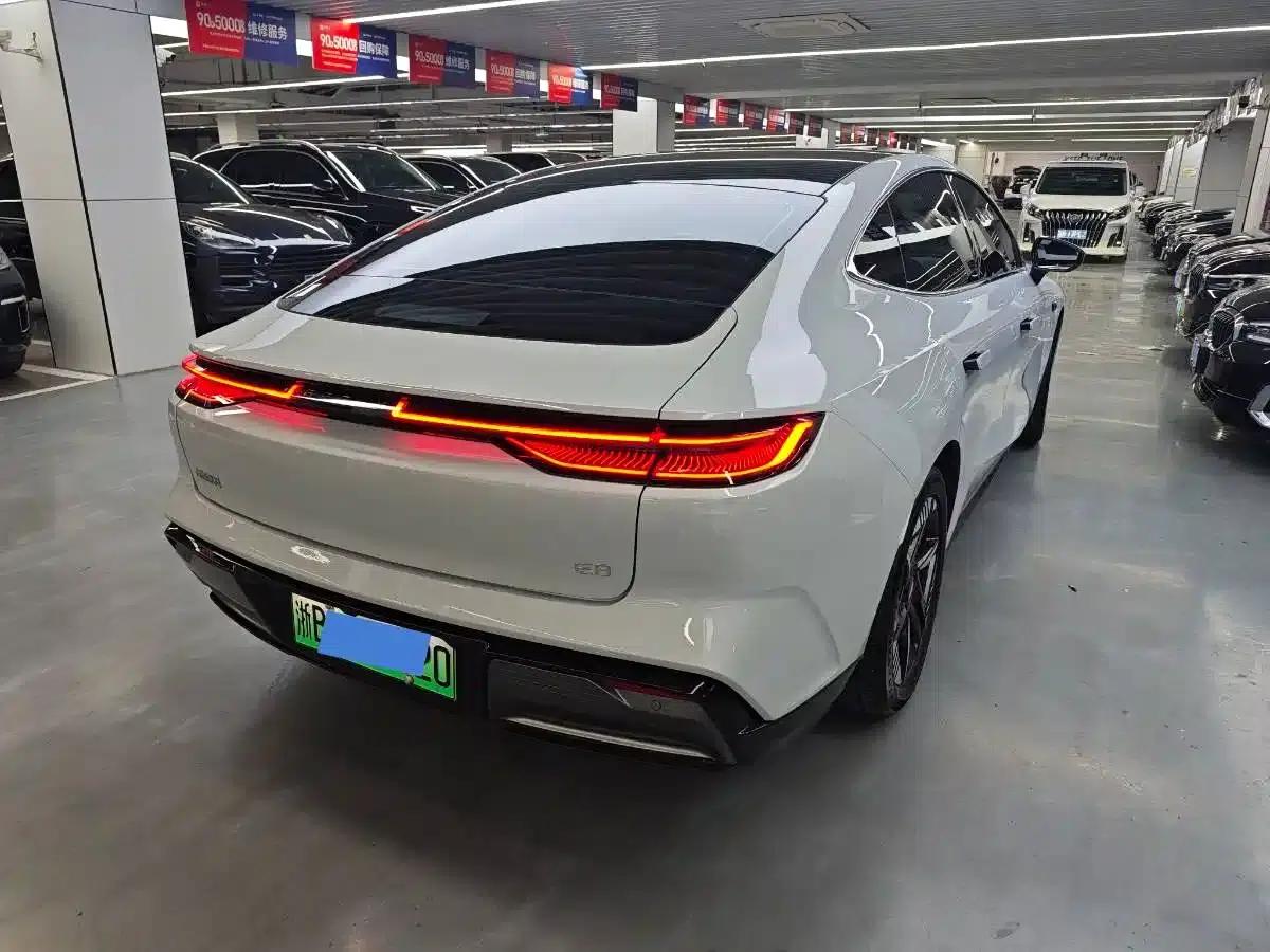 Galaxy E8 2024 550km RWD Dragon Edition — миниатюра 12