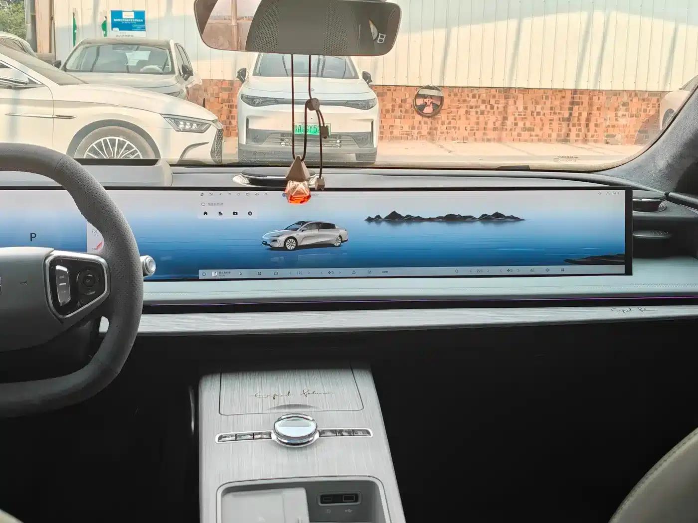 Galaxy E8 2024 Model 550km Rear-Wheel Drive MAX — миниатюра 5
