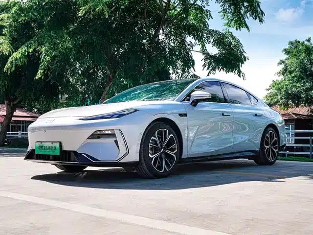 Galaxy E8 2025 Model 700km Long-Range Intelligent Driving Edition