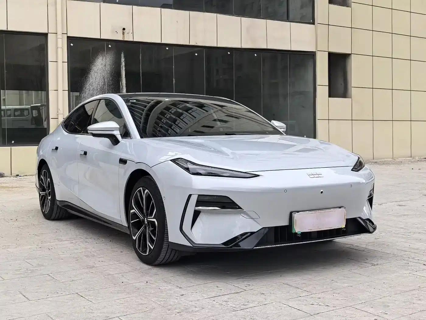 Galaxy E8 2025 Model 700km Long-Range Intelligent Driving Edition — миниатюра 3