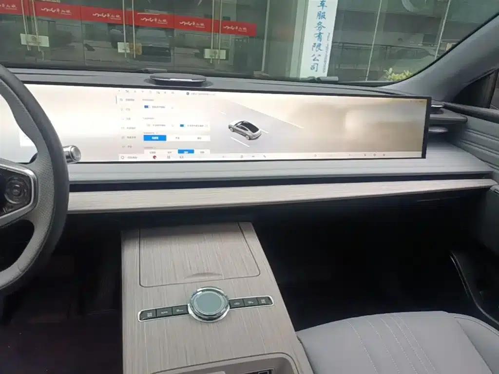 Galaxy E8 2024 Model 550km Rear-Wheel Drive PRO — миниатюра 13