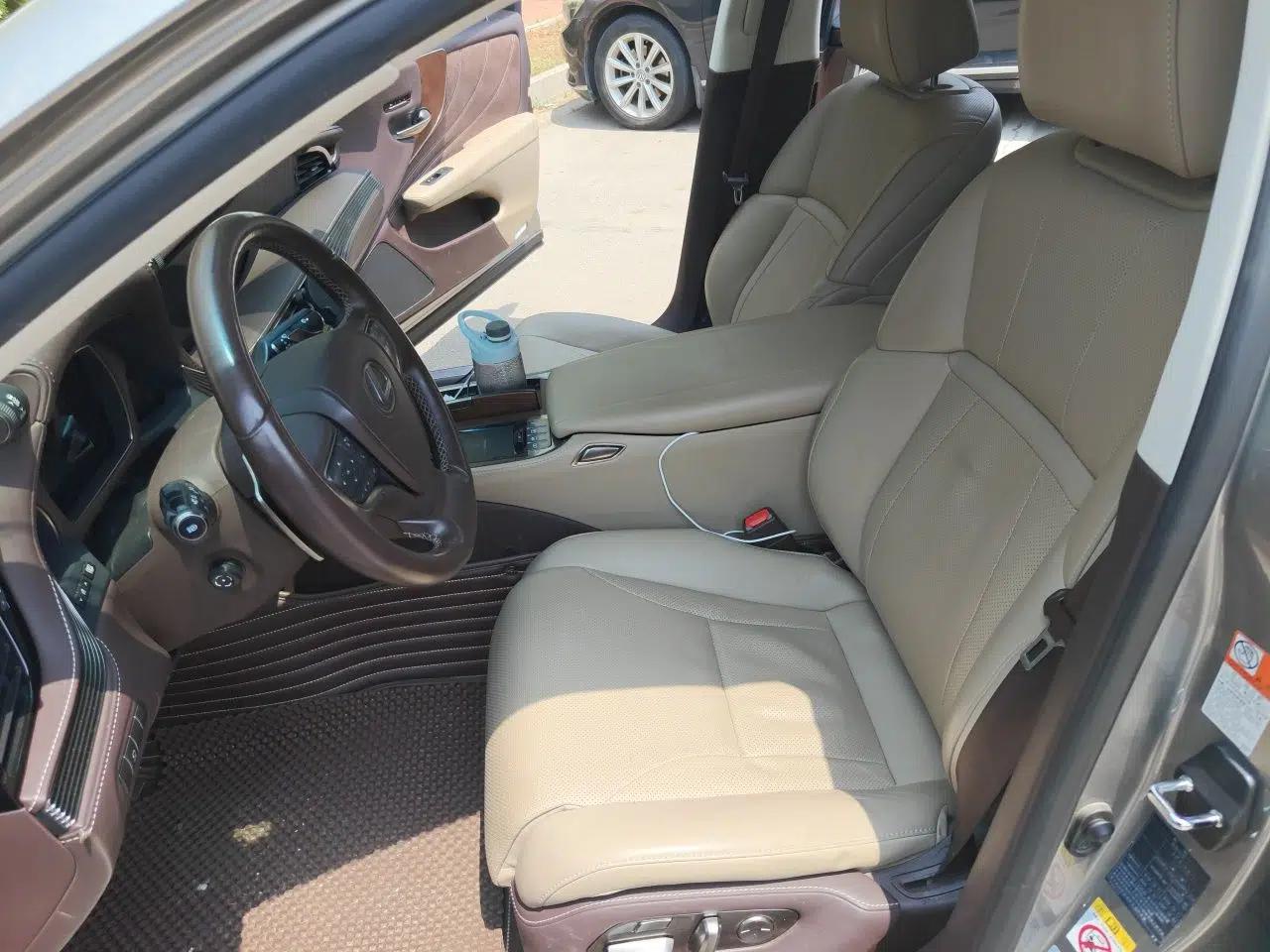 Lexus LS 2018 500h Premier Edition China V Standard — миниатюра 16