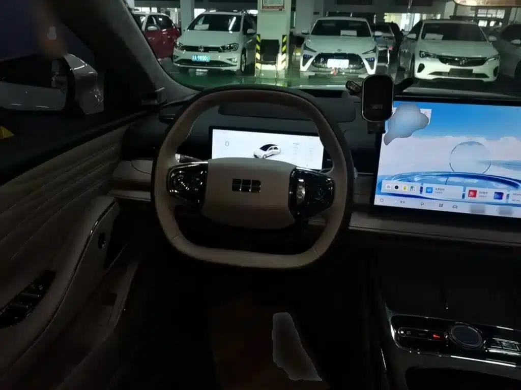Galaxy Star 8 2025 Model 130km EM-i Flagship Edition — миниатюра 11