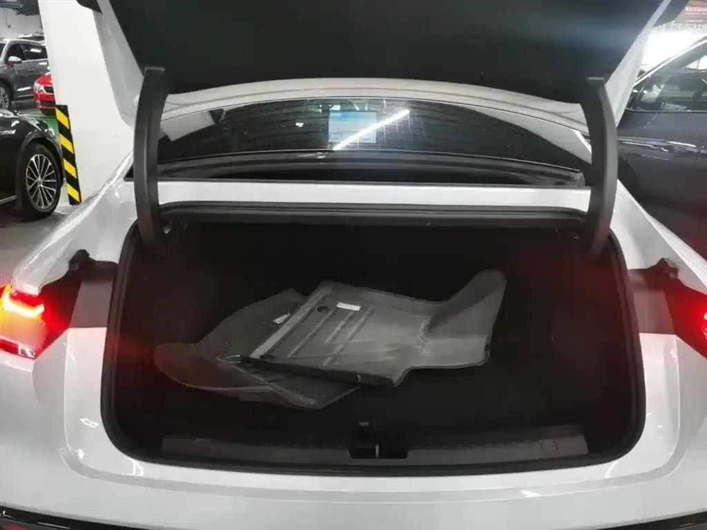 Galaxy Star 8 2025 Model 130km EM-i Flagship Edition — миниатюра 19